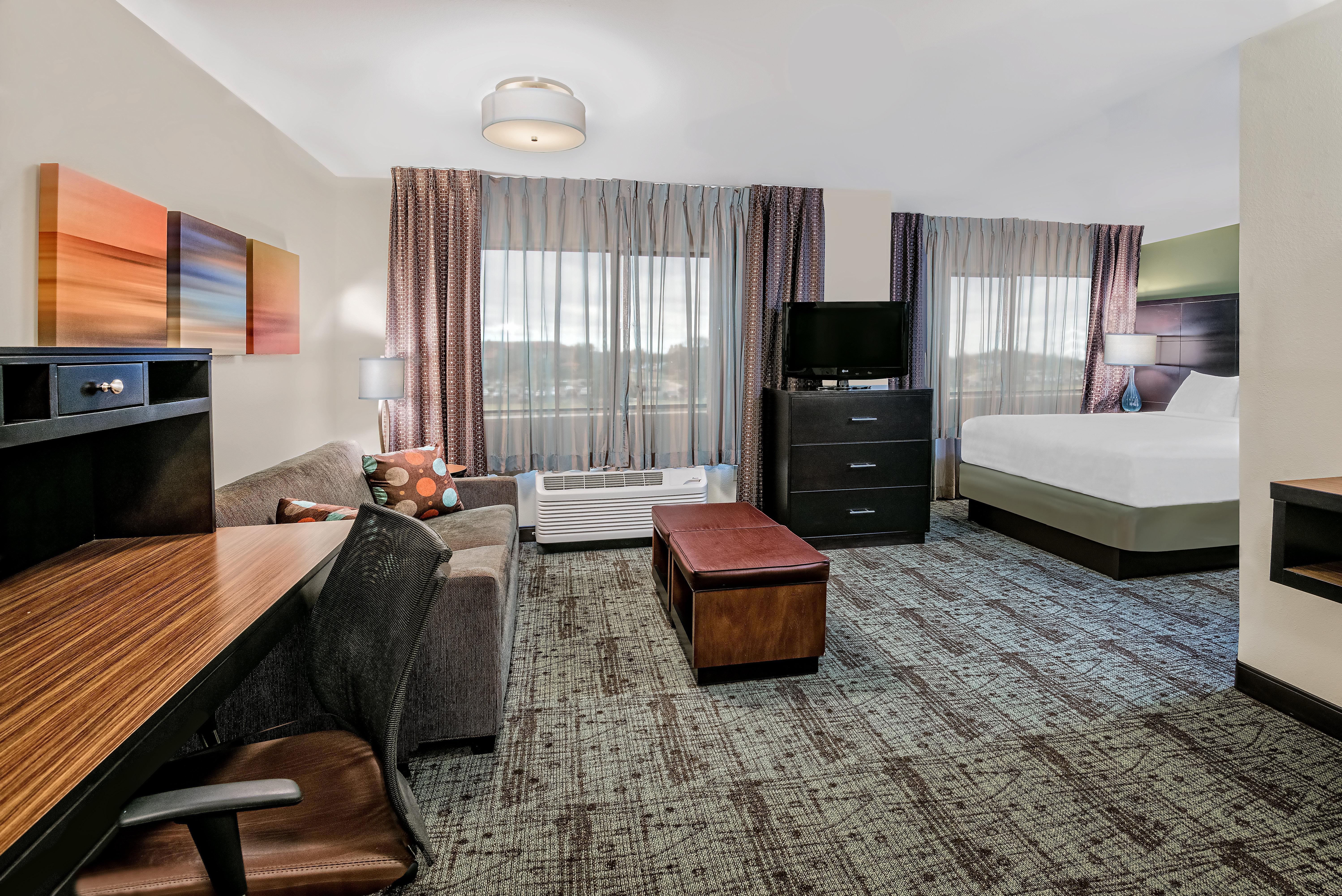 Staybridge Suites Lubbock-University Area By Ihg Exterior foto